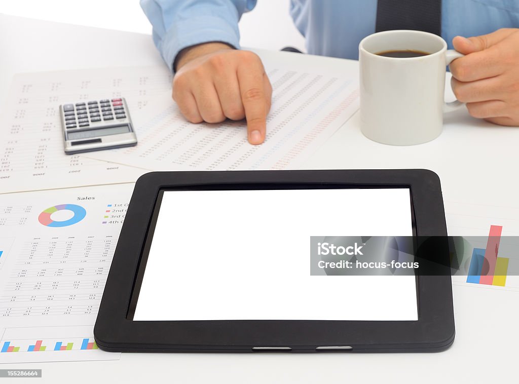 Em branco tablet pc na mesa de trabalho - Foto de stock de Adulto royalty-free