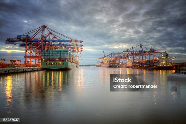 Harbor Stockfoto und mehr Bilder von Container - Container, Hamburg, Liefern
