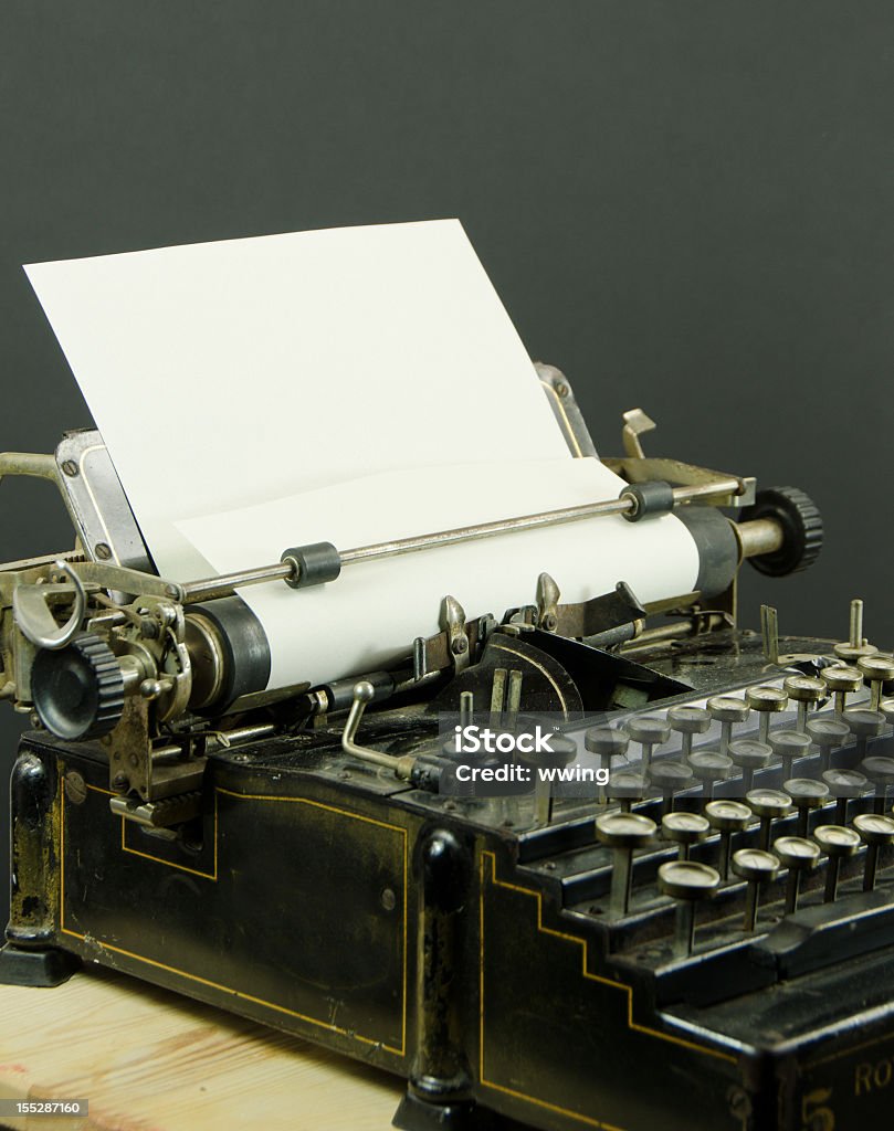 Винтажный Пишущая машинка с местом для копии - Стоковые фото Антиквариат роялти-фри