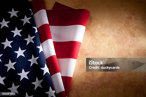 Usa Bandera Estadounidense En Papel Pergamino Copyspace Foto de stock y más banco de imágenes de Bandera estadounidense