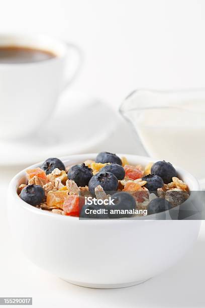 Desayuno Saludable Foto de stock y más banco de imágenes de Alimento - Alimento, Arándano, Avena - Cereal de desayuno