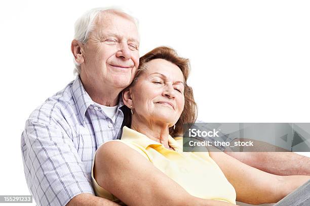 Altes Paar Umarmen Stockfoto und mehr Bilder von Aktiver Senior - Aktiver Senior, Alter Erwachsener, Alterungsprozess