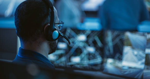 Arab Tech Support 270+ Arabian Satellite Stock Photos, Pictures & Royalty-Free Images ...
