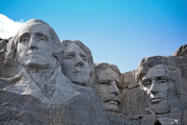 Photo of mount rushmore close up by Lisa Woodburn