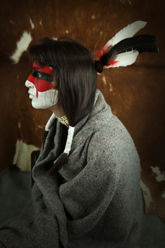Retrato de mujer de los indios nativos estadounidenses photo