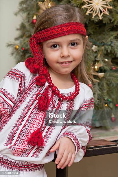 Ukrainische Kleines Mädchen Stockfoto und mehr Bilder von Stickerei - Stickerei, Ukraine, Weihnachten