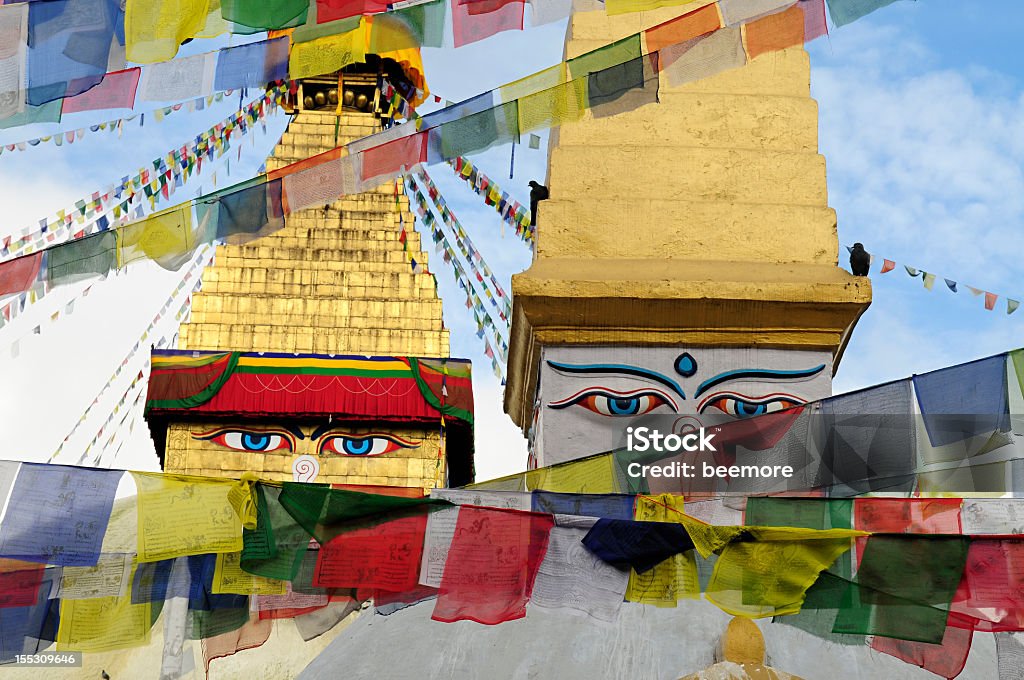 Torri di Boudhanath elefanti - Foto stock royalty-free di Immagine dipinta