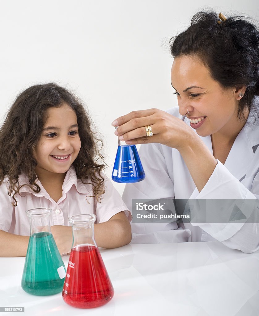 Professeur élève science - Photo de Adulte libre de droits