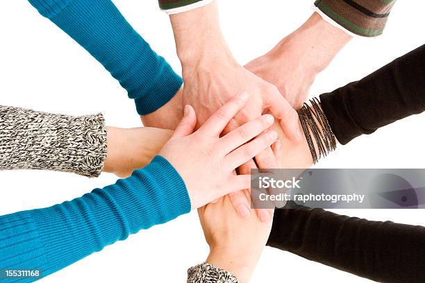 Foto de Mãos Unidas e mais fotos de stock de Multidão de mãos - Multidão de mãos, Acordo, Adulto