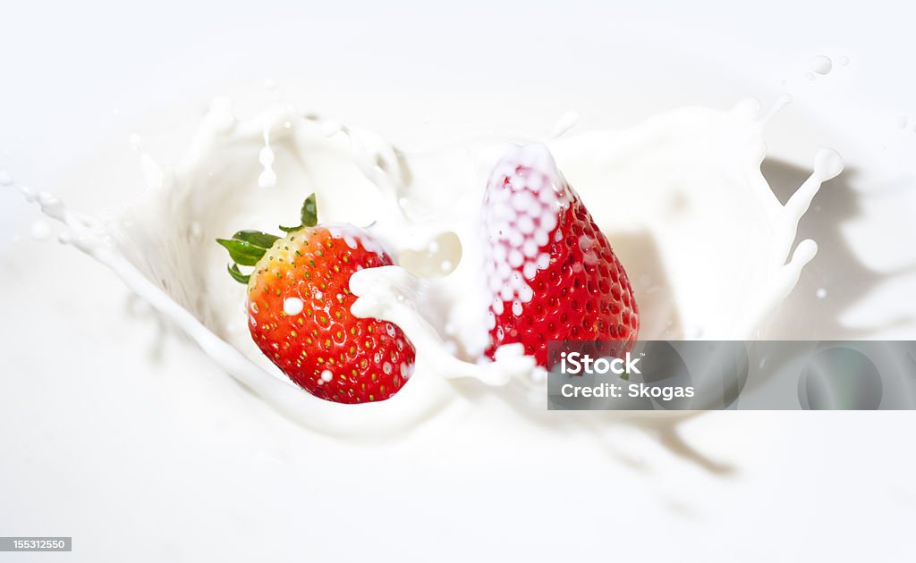 Des fraises à la crème - Photo de Aliment libre de droits
