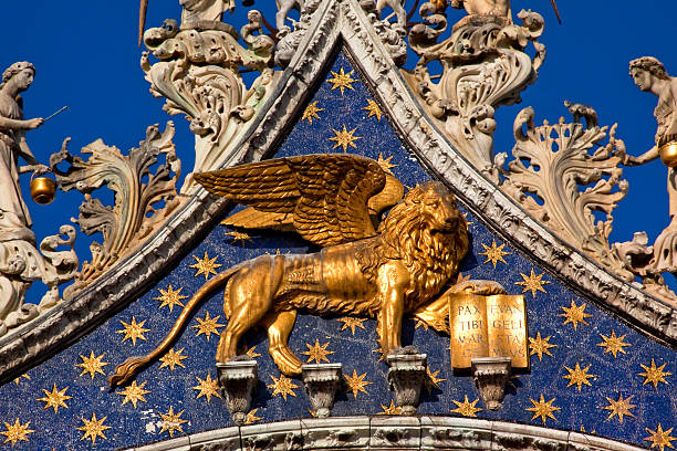 istock Saint Marks Basilica Winged Golden Lion Venice Italy 155317194
