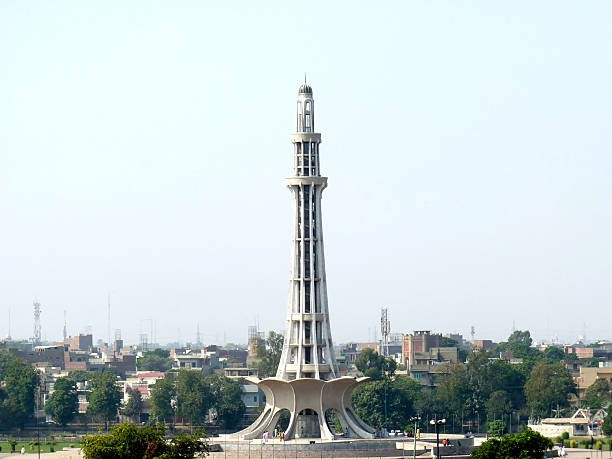 istock The magnificent Minar e Pakistan 155320237