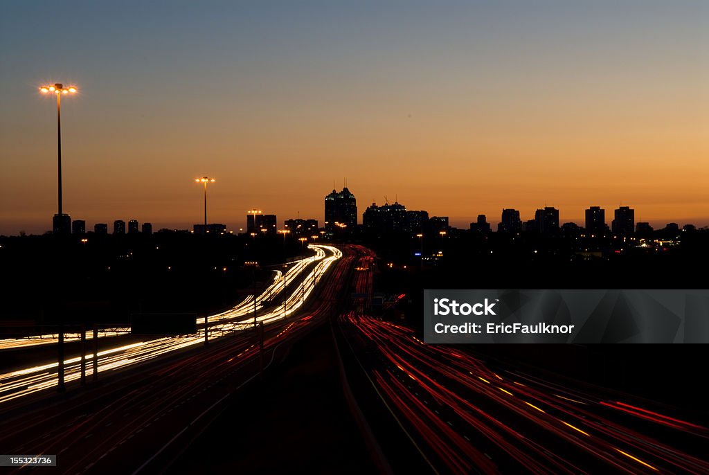 Noche de tráfico - Foto de stock de Autopista libre de derechos