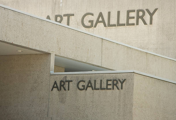 istock Art Gallery signs on building 155325710
