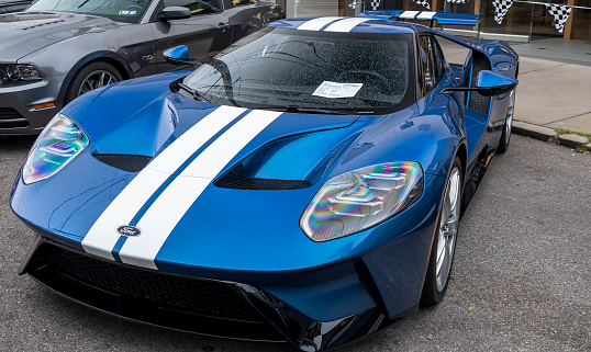 Pittsburgh, Pennsylvania, USA July 17, 2023 The Pittsburgh Vintage Gran Prix Shadyside car show, a yearly event since 1983 featuring car shows and circuit races. A 2020 two tone Ford GT on display
