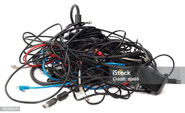 Haufen Von Computerkabel Stockfoto und mehr Bilder von Kabel - Kabel, Haufen, Müll