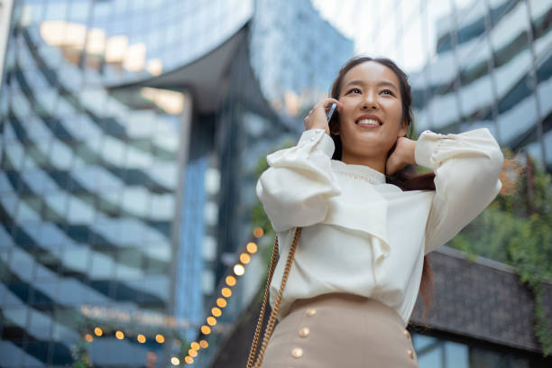 istock Staying connected to her contacts 1553430048
