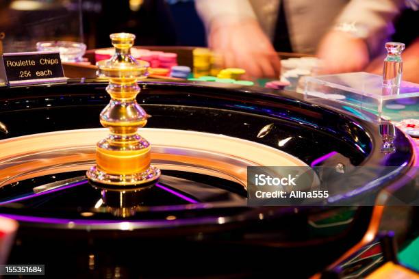 Roulette Table Stockfoto und mehr Bilder von Kasino - Kasino, Roulette, Maschinenteil - Ausrüstung und Geräte