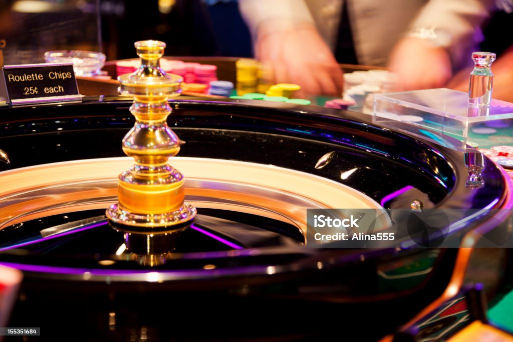 Tavolo della Roulette - Foto stock royalty-free di Casinò