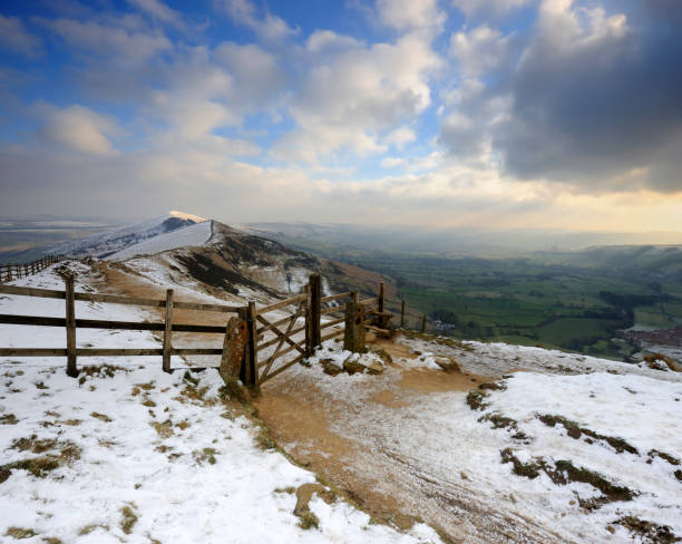 grande ridge, parque nacional do distrito de peak - mam tor - fotografias e filmes do acervo