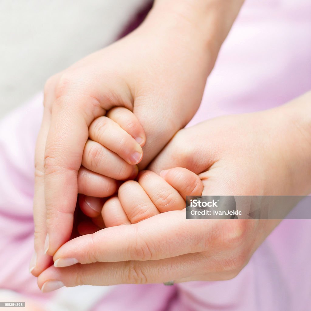 Maternal Liebe und Unterstützung - Lizenzfrei Herzform Stock-Foto