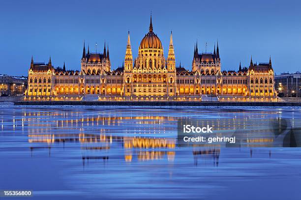 Ungarische Parlament Bei Dämmerung Stockfoto und mehr Bilder von Budapest - Budapest, Winter, Donau