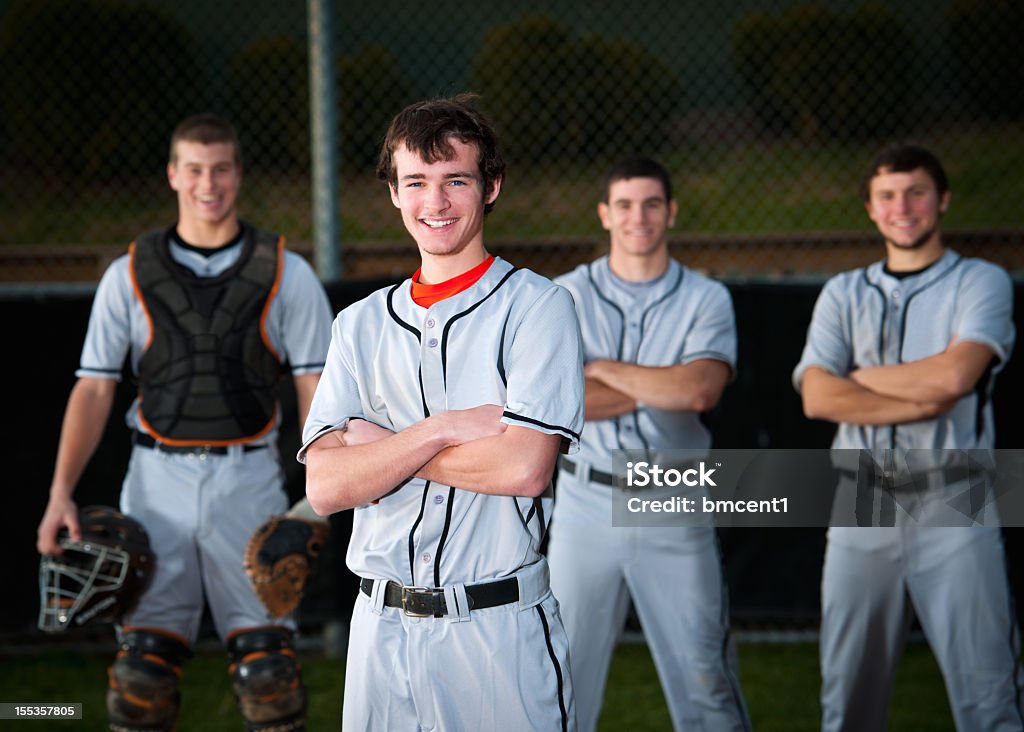 Profissional de pé no campo Jogador de basebol - Royalty-free Equipa de basebol Foto de stock