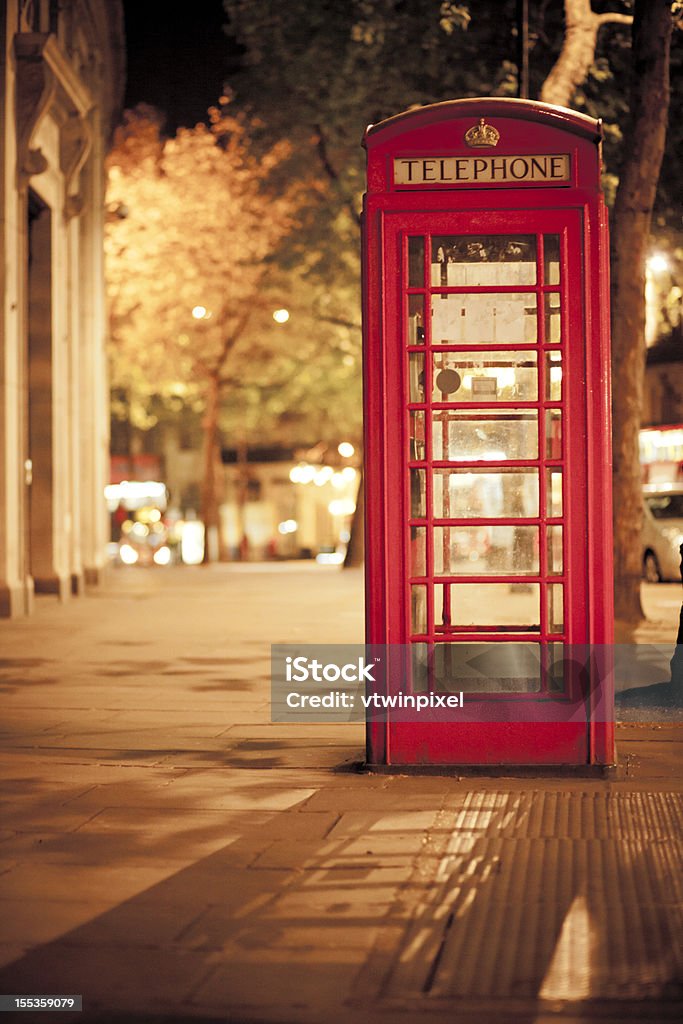 Londres à noite - Foto de stock de Cabine de telefone público - Telefone público royalty-free