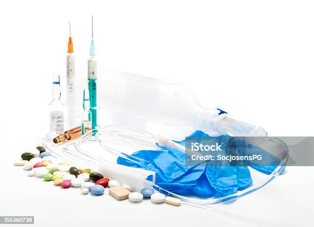 Foto de Medicamentos e mais fotos de stock de Soro - Instrumento médico - Soro - Instrumento médico, Comprimido, Cápsula