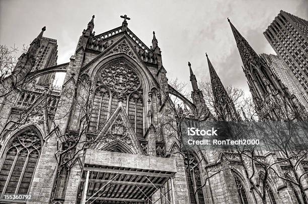St Patricks Kathedrale In Hdr Stockfoto und mehr Bilder von Schwarzweiß-Bild - Schwarzweiß-Bild, Außenaufnahme von Gebäuden, New York City