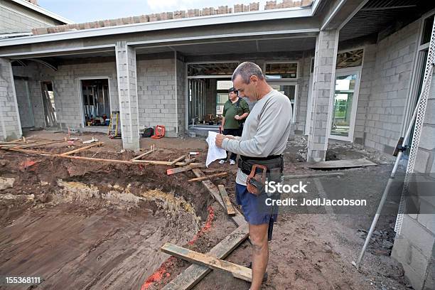 Nuova Piscina Di Cemento Costruzione - Fotografie stock e altre immagini di Piscina - Piscina, Cantiere di costruzione, Industria edile