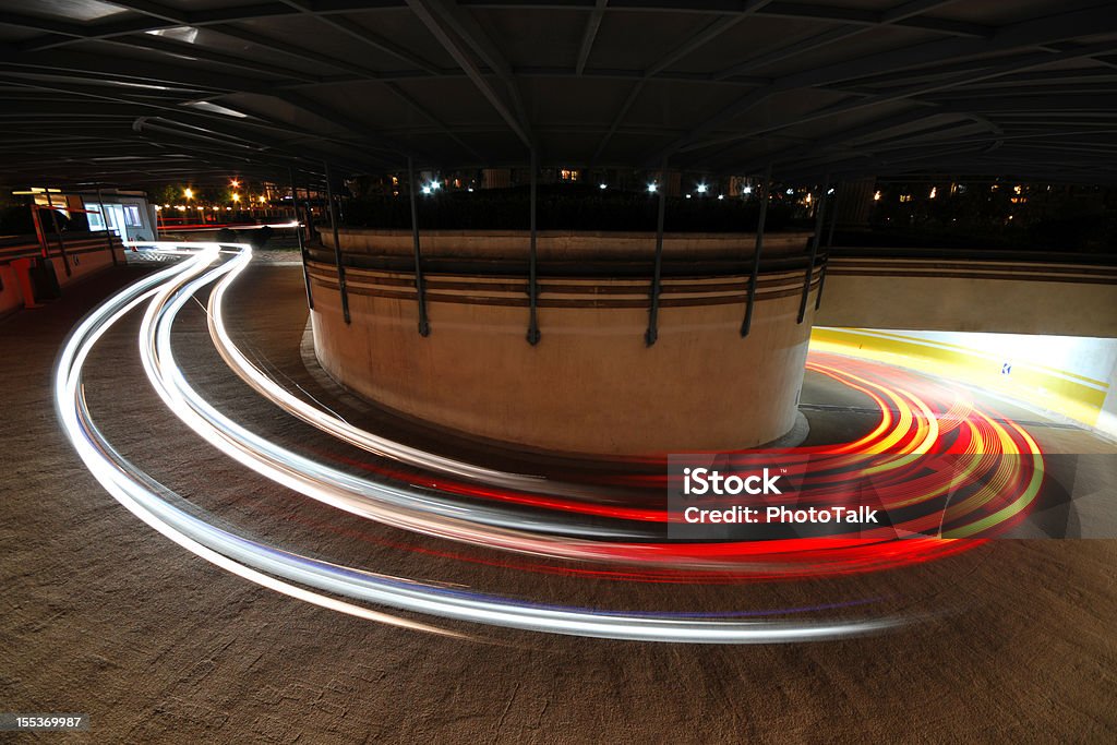 Larga exposición de automóviles de luz-XL - Foto de stock de Carrera libre de derechos