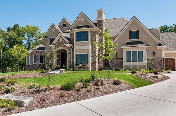 istock Suburban Home Exterior 155370759