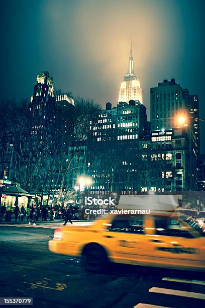 Photo libre de droit de Taxi Rush En Prévision Des Mauvais Jours banque d'images et plus d'images libres de droit de New York City - New York City, Pluie, Nuit