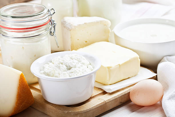 queso yogur de la leche y de los productos lácteos - cottage cheese fotografías e imágenes de stock