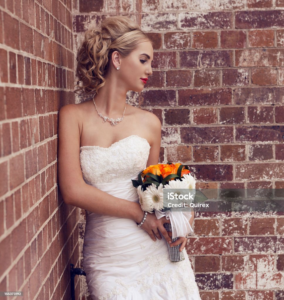 Retratos de novias hermosas - Foto de stock de 20-24 años libre de derechos