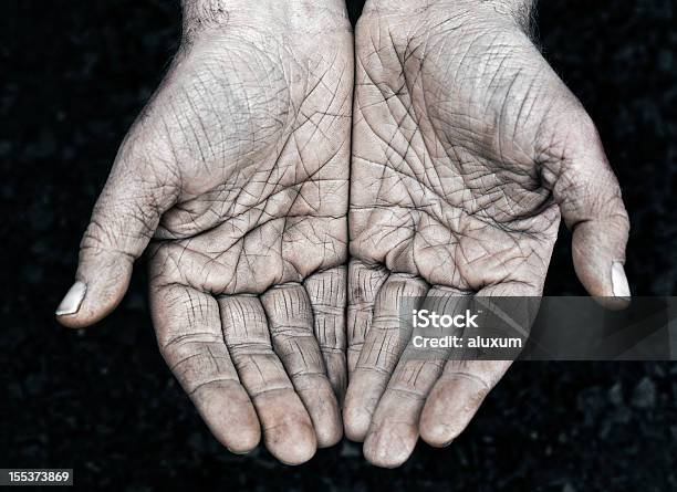 Manual Worker Hands Stock Photo - Download Image Now - Palm of Hand, Dirt, Wrinkled