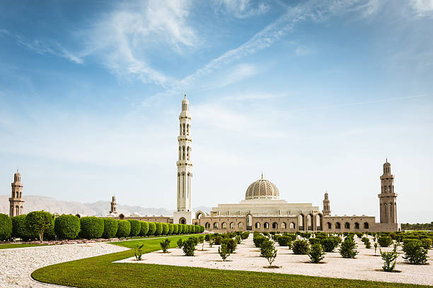muscat sultan qaboos grande mesquita omã - islam mosque oman greater masqat imagens e fotografias de stock