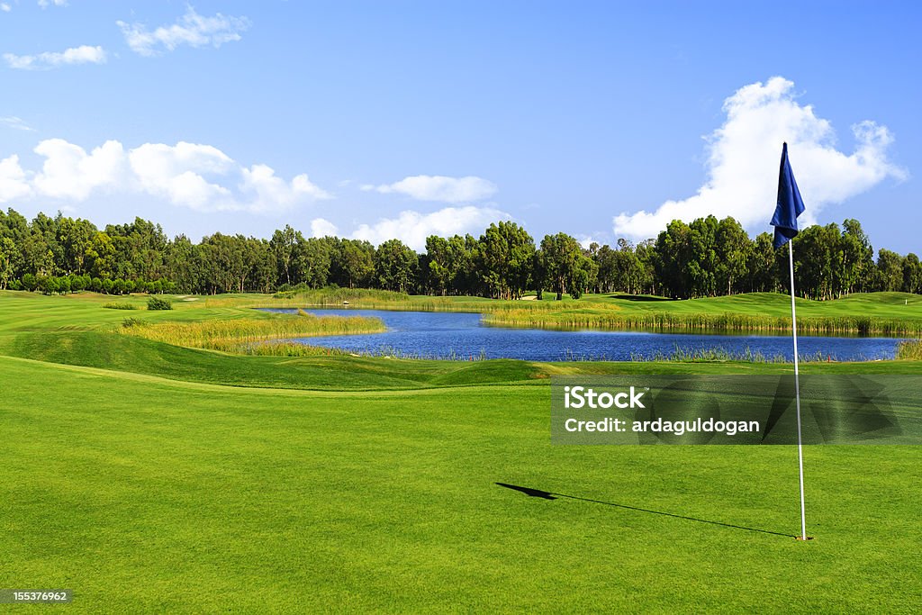 Campo de Golf - Foto de stock de Campo de Golf libre de derechos