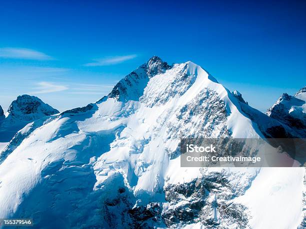 Ghiacciaio Piz Bernina 4050 Monte - Fotografie stock e altre immagini di Piz Bernina - Piz Bernina, Alpi, Alpi svizzere