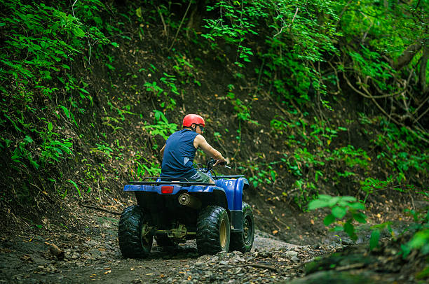 istock driving 4x4 in costa rica 155380350