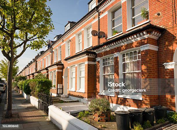 Casas Com Terraço No Sul De Londres - Fotografias de stock e mais imagens de Reino Unido - Reino Unido, Londres - Inglaterra, Rua