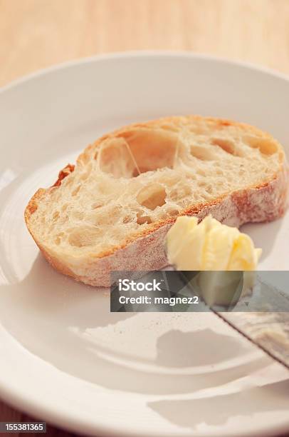 Bread Butter Foto de stock y más banco de imágenes de Mantequilla - Mantequilla, Pan - Comida básica, Untar de mantequilla