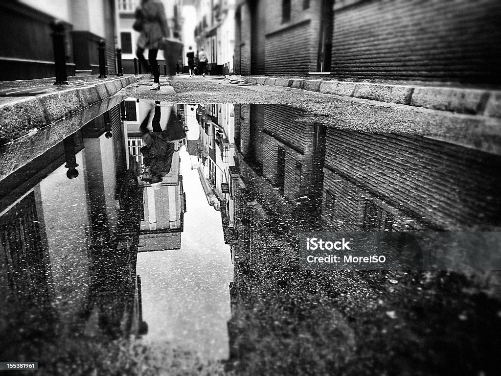 Ruelle à Séville - Photo de Image en noir et blanc libre de droits