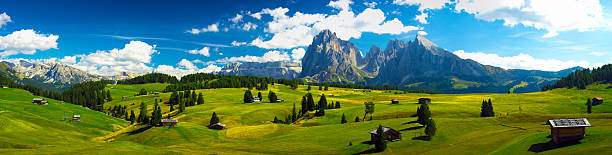 istock Alpine landscape XXXL 155382016
