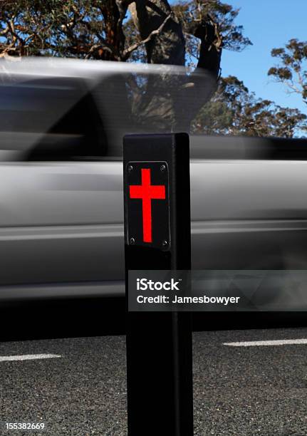 Foto de Estrada Lado Do Marcador e mais fotos de stock de Acidente de Carro - Acidente de Carro, Acidente de viação, Carro