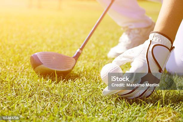 Golf Intensificare Per La Sua Testa - Fotografie stock e altre immagini di Adulto - Adulto, Campo da golf, Close-up