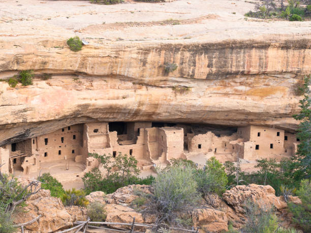 istock Spruce Tree House at the National Park Mesa Verde 155385339