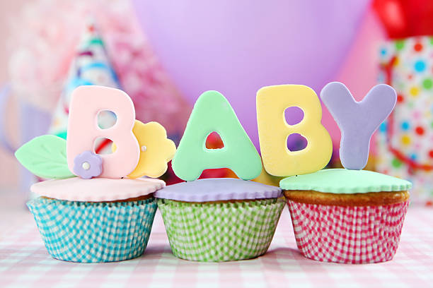 baby cupcakes - babyshower stockfoto's en -beelden