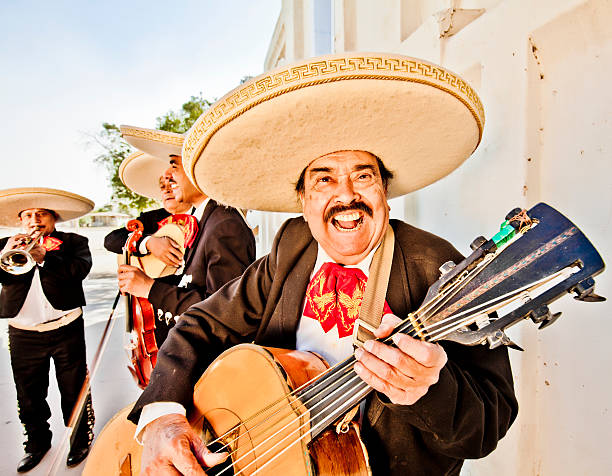 banda mariachi - band 40s imagens e fotografias de stock